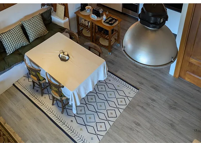 La Casuca Del Monje, San Vicente De La Barquera * La Acebosa